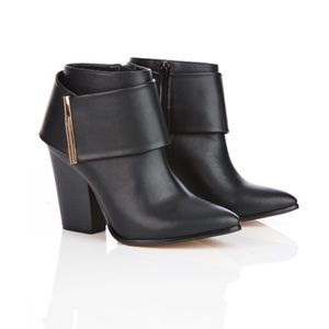 Black Ankle Boots, Gold accents. Sz 10